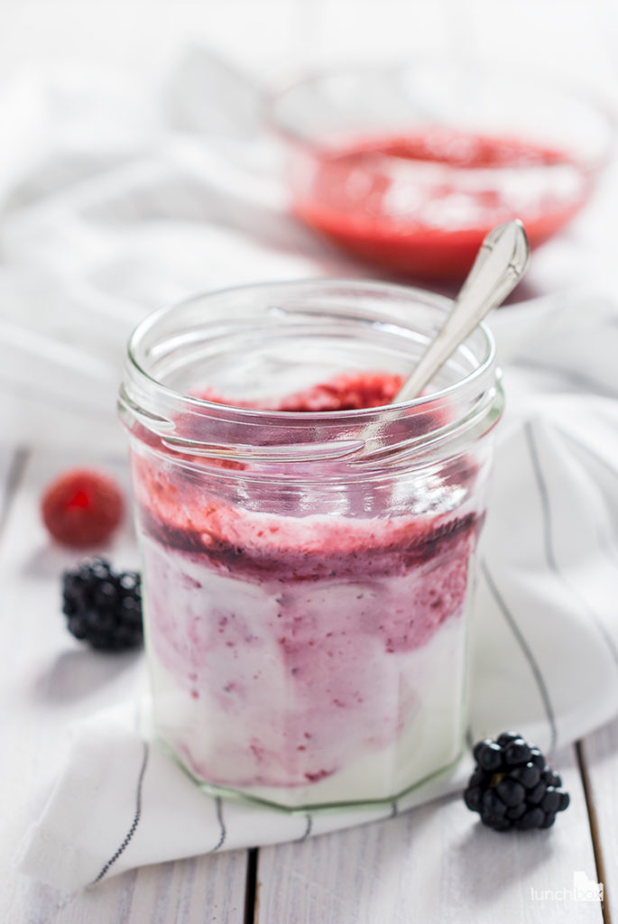 jogurt jeżynowo-malinowy | lunchboxodkuchni.pl